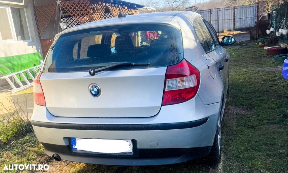 BMW Seria 1 116i - 4