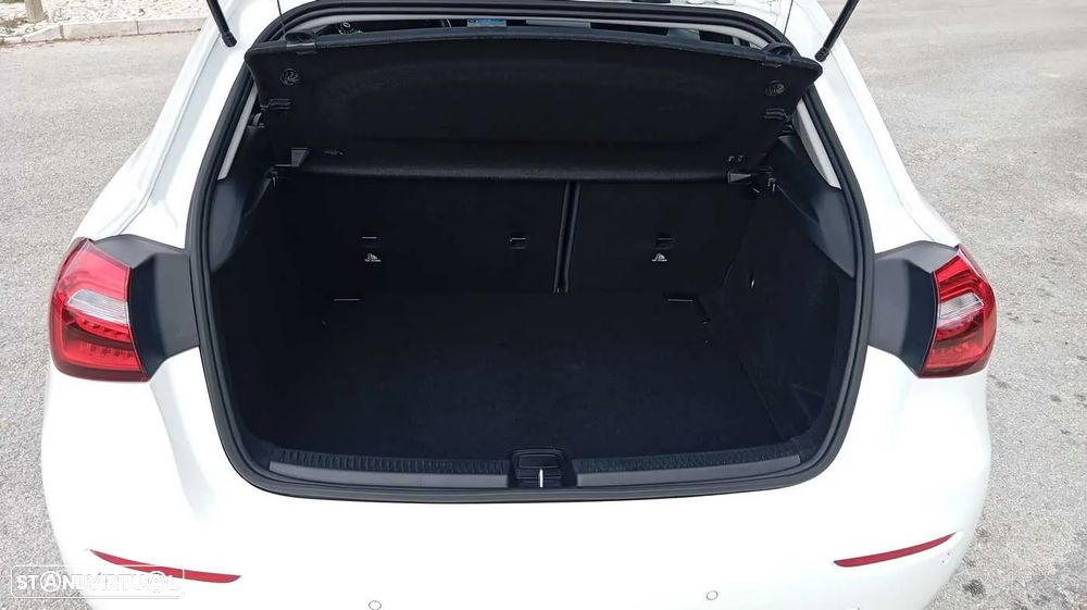 Mercedes-Benz A 180 d Style - 17