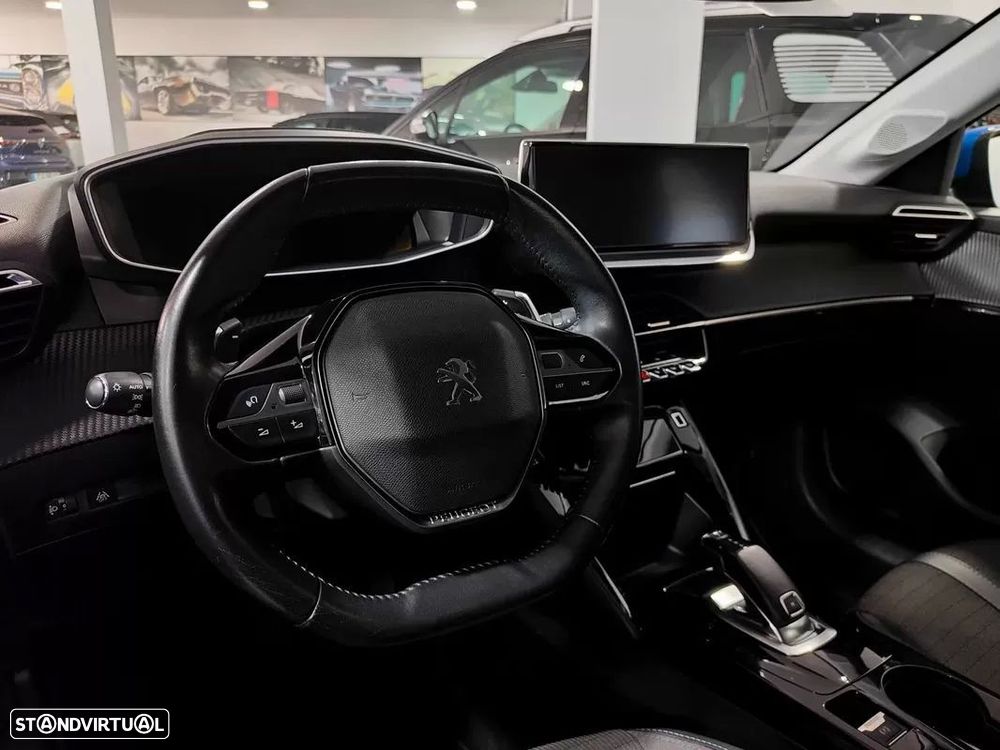 Peugeot 208 1.2 PureTech Allure EAT8 - 39