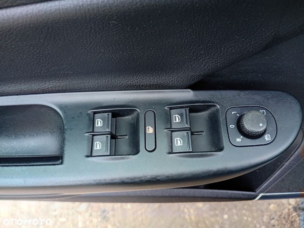 Volkswagen Passat 2.0 TDI 4Motion Highline - 17