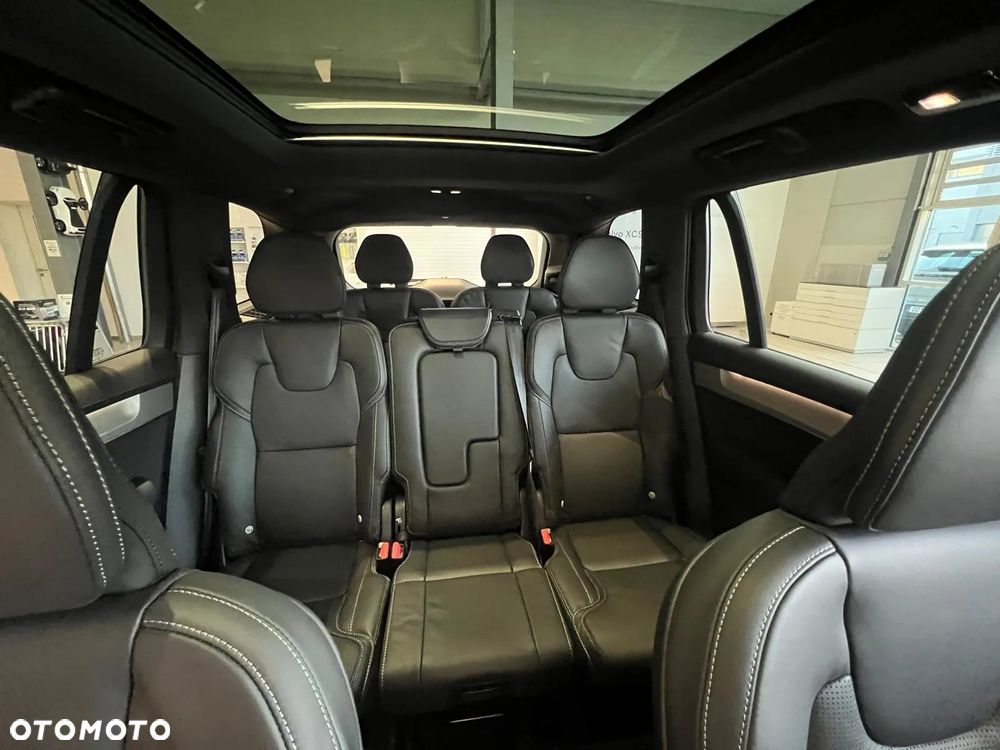 Volvo XC 90 T8 AWD Plug-In Hybrid Ultra Black Edition 7os - 23