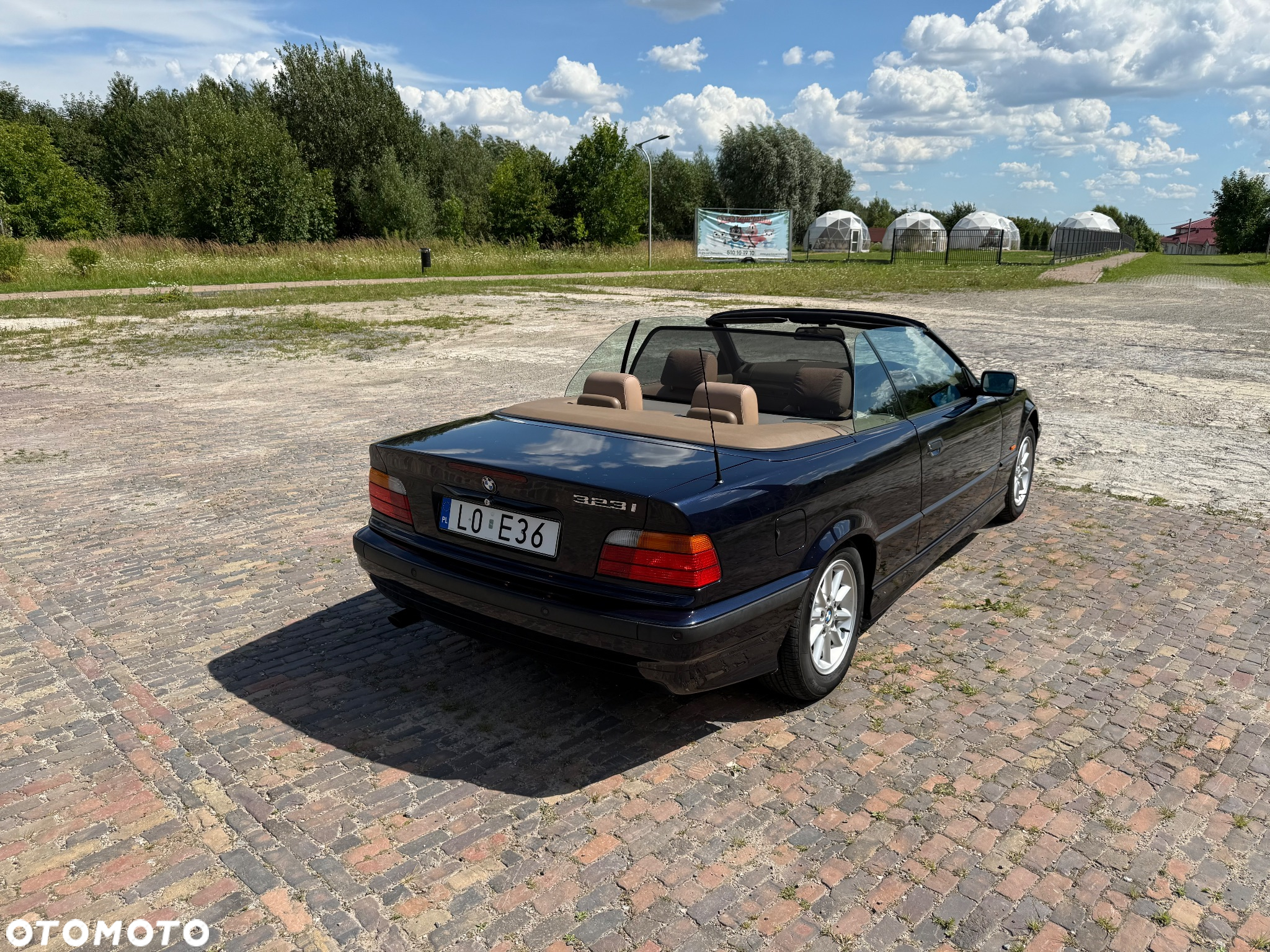 BMW Seria 3 323i - 13