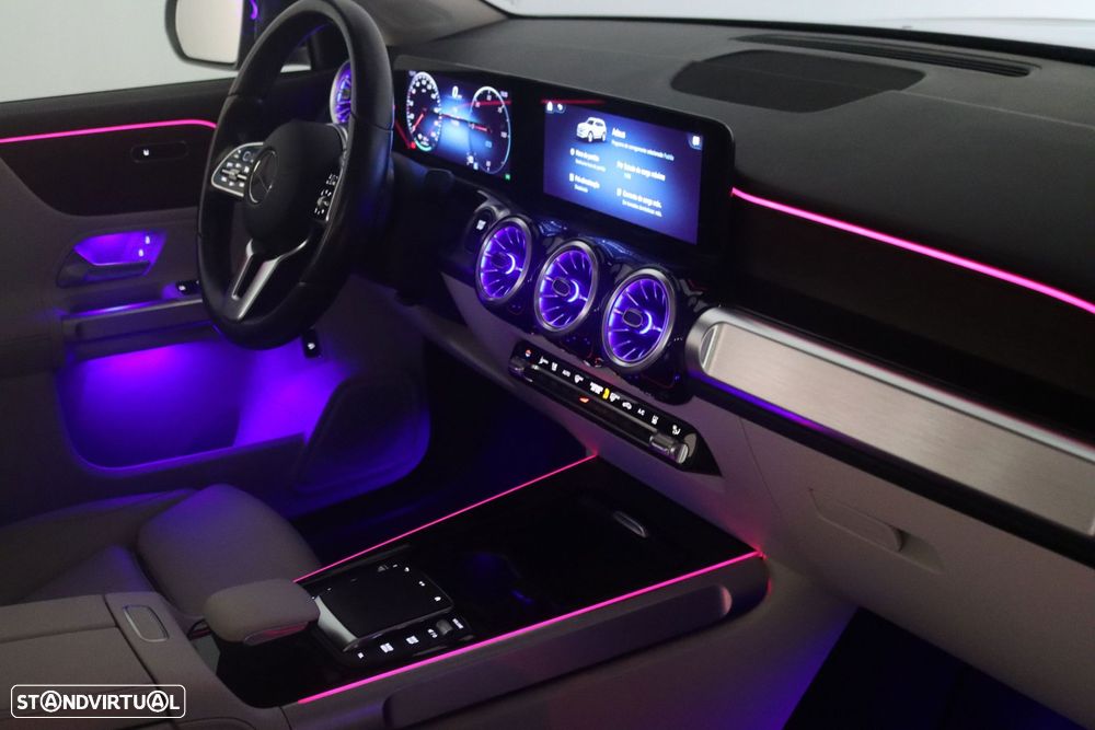 Mercedes-Benz EQB 300 4Matic - 11