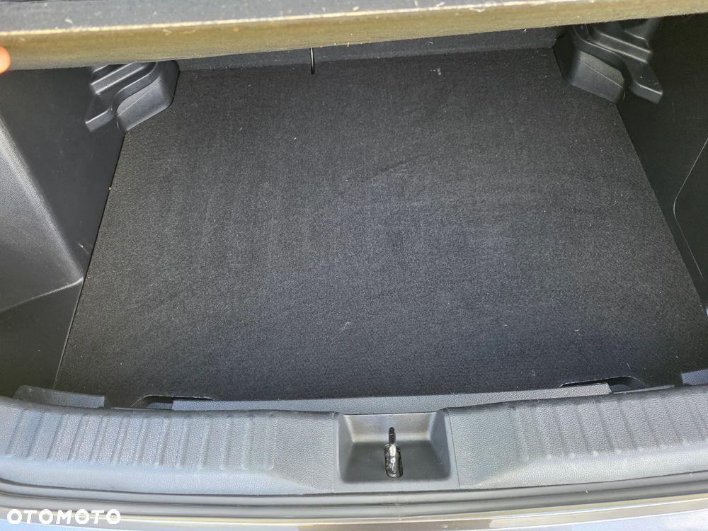Toyota Yaris Cross Hybrid 1.5 Premiere Edition - 30