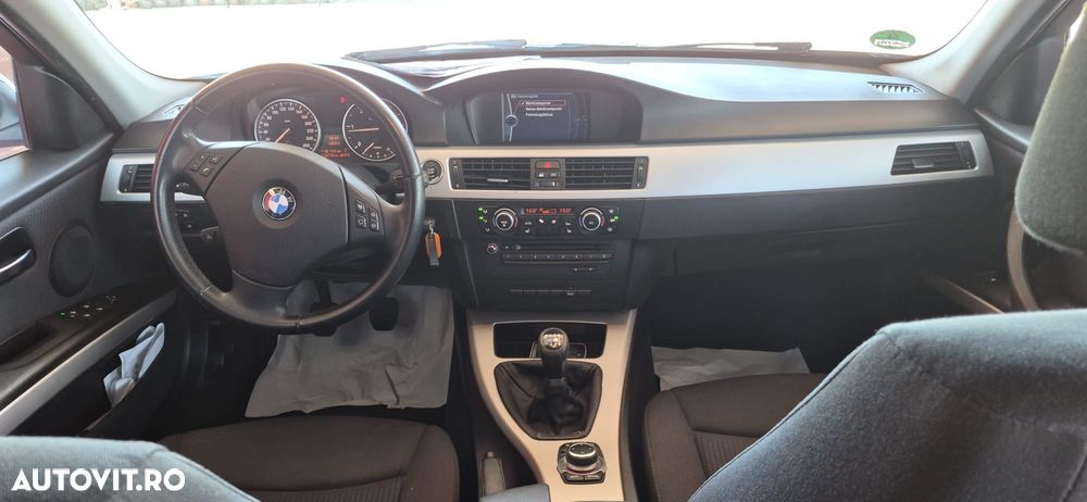 BMW Seria 3 320d DPF Aut. - 16