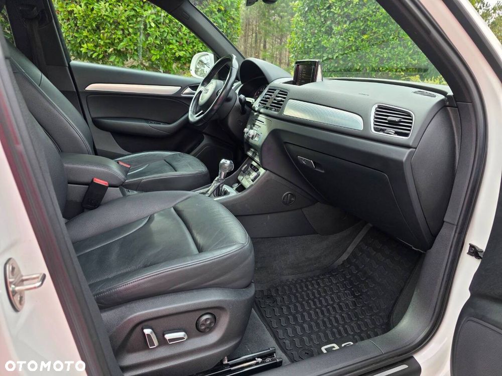 Audi Q3 2.0 TFSI Quattro S tronic sport - 11