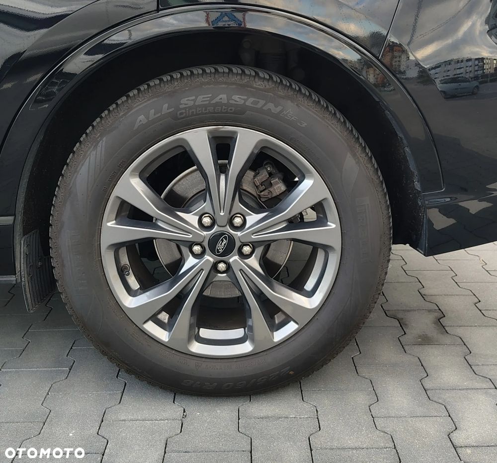 Ford Kuga 1.5 EcoBoost ST-LINE - 6