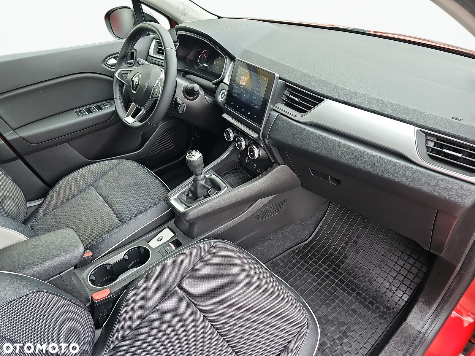 Renault Captur 1.0 TCe Intens - 24