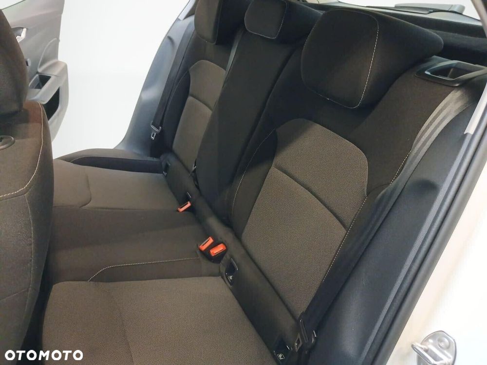 Skoda Fabia 1.0 TSI Selection - 28