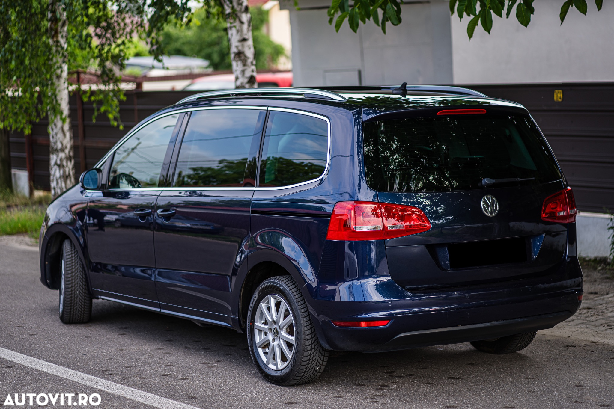 Volkswagen Sharan 2.0 TDI 4MOTION BlueMotion Technology Highline - 2