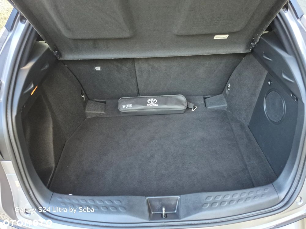 Toyota C-HR Style Selection - 25