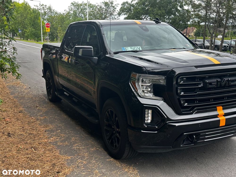 GMC Sierra - 12