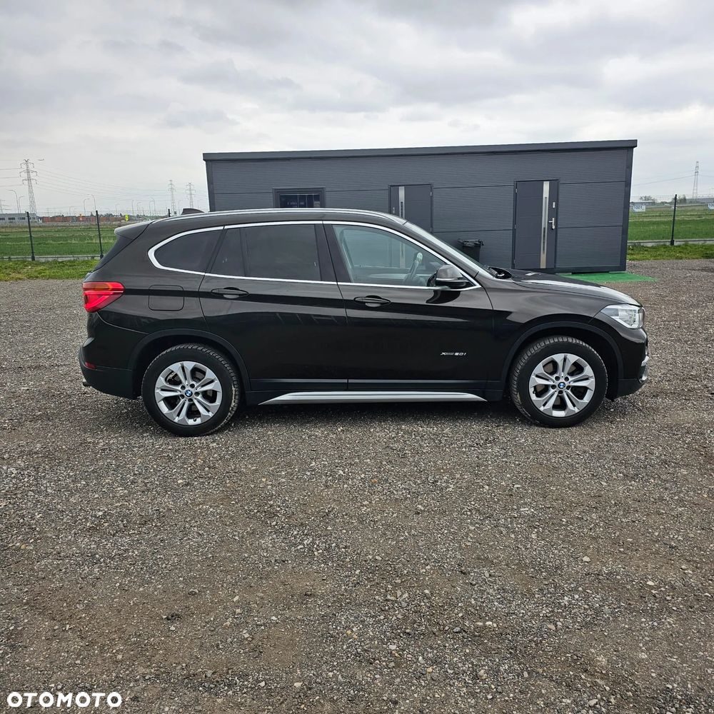 BMW X1 xDrive20i xLine sport - 4