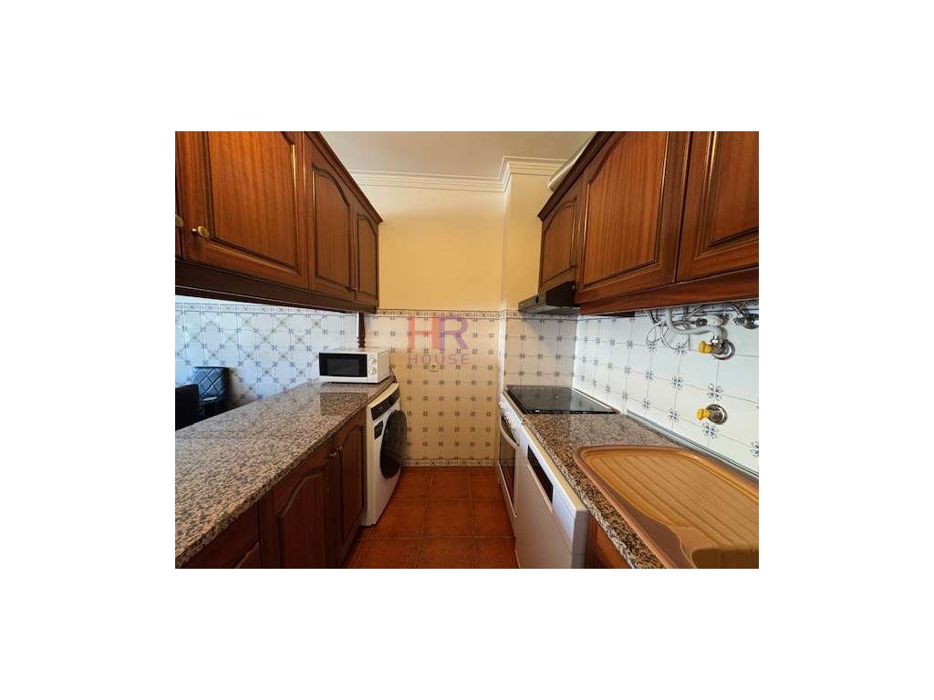 Apartamento T2 mobilado e equipado com garagem em Coimbra. - Grande imagem: 2/26