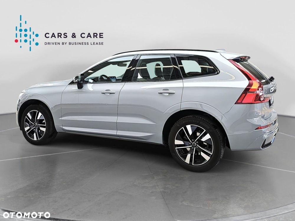 Volvo XC 60 B5 B AWD Plus Dark - 36