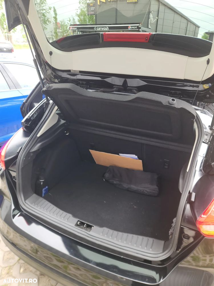 Ford Focus 1.5 Ecoboost Titanium - 12