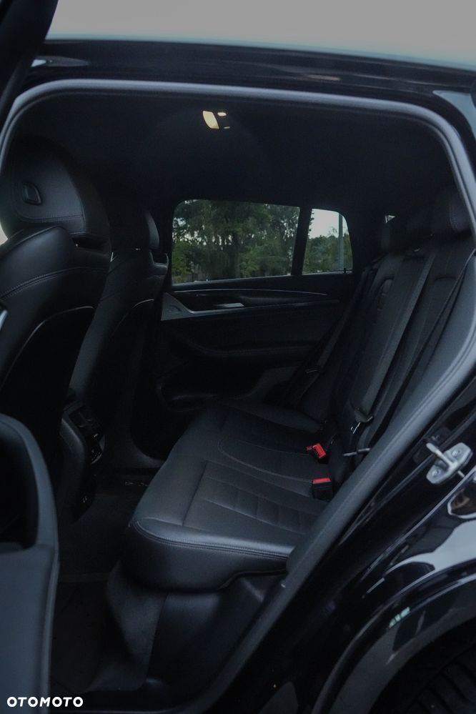 BMW X4 xDrive20d sport - 8