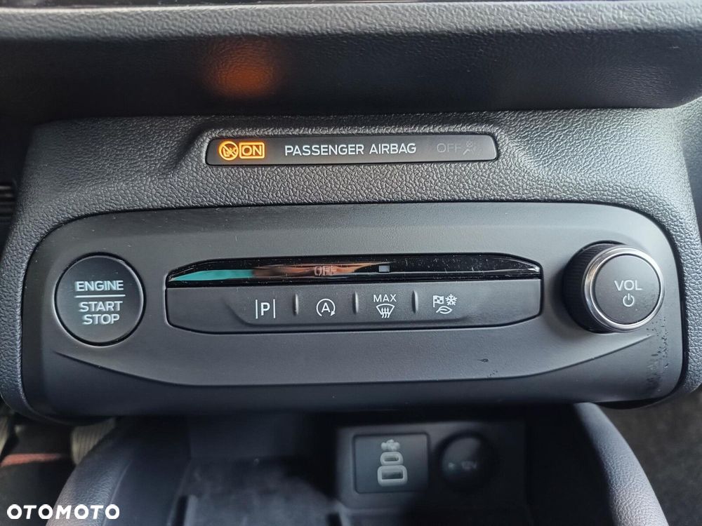 Ford Focus 1.0 EcoBoost ST-Line X - 23