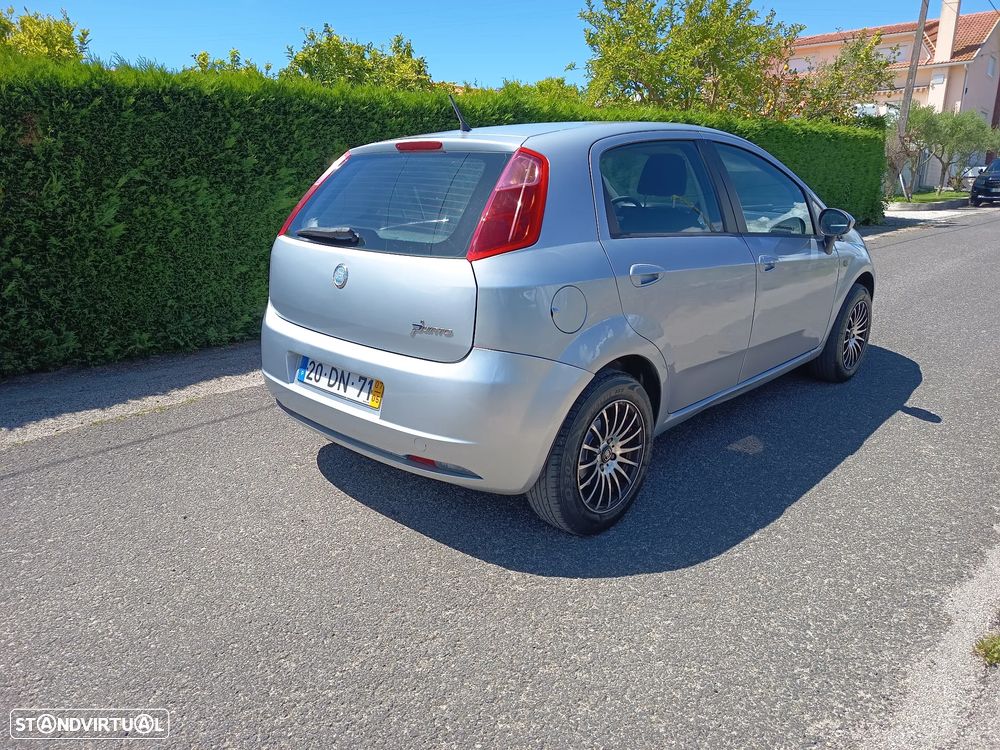 Fiat Grande Punto - 7
