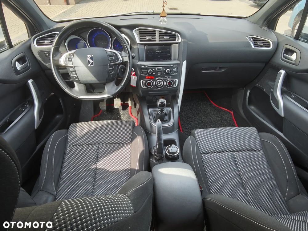 Citroën DS4 HDi 110 Chic - 19