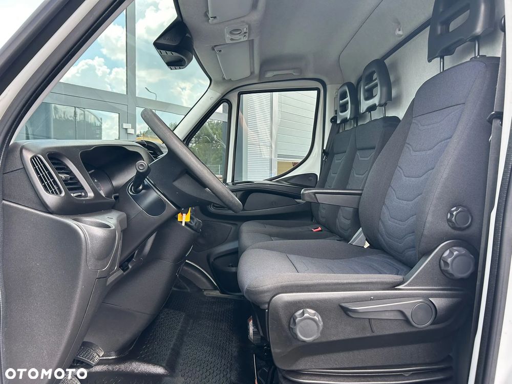 Iveco Daily 50C15 35C15 3.0 HPI Kontener 10 palet + winda 750kg + drzwi boczne **KLIMA**Serwis**Sprowadzony**2019R** - 13