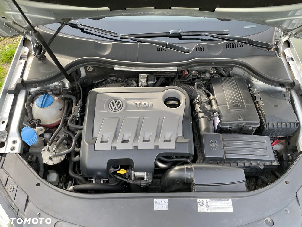 Volkswagen Passat 2.0 TDI DSG Highline - 10