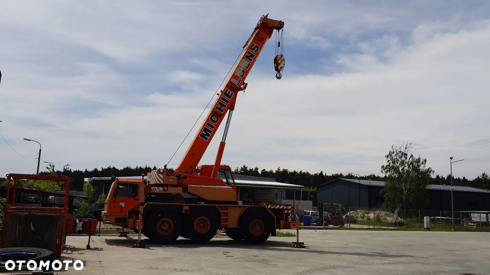Liebherr LTM 1040 - 2