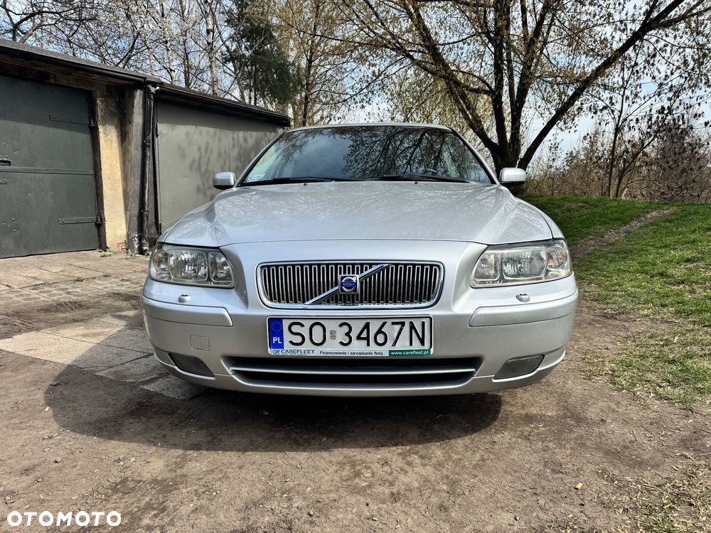 Volvo V70 2.4D5 Momentum - 2