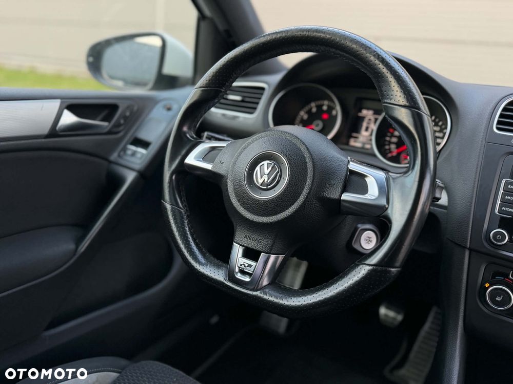 Volkswagen Golf - 13