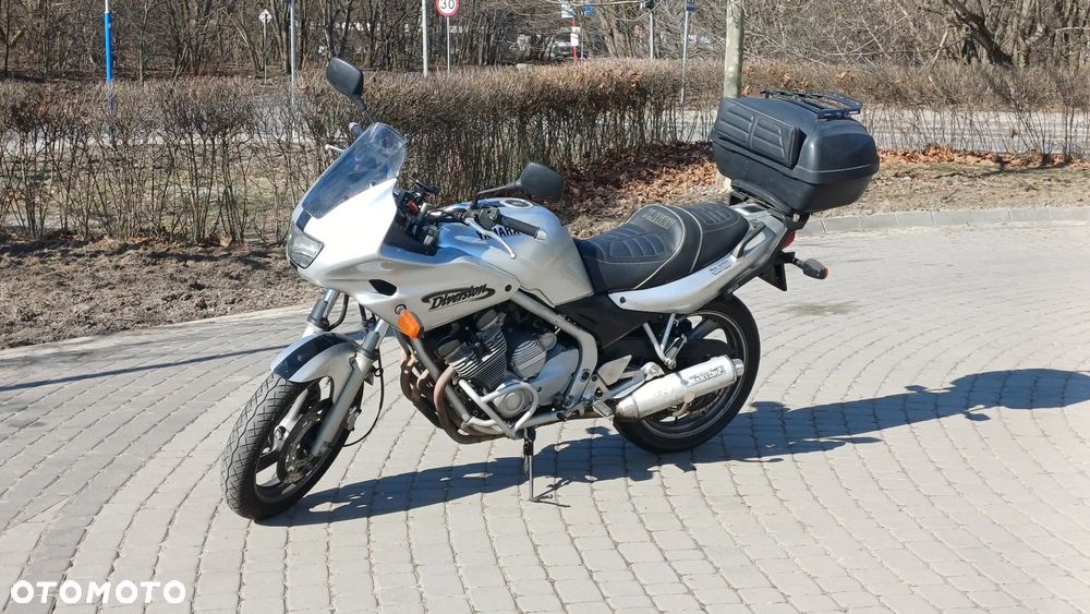 Yamaha XJ - 5