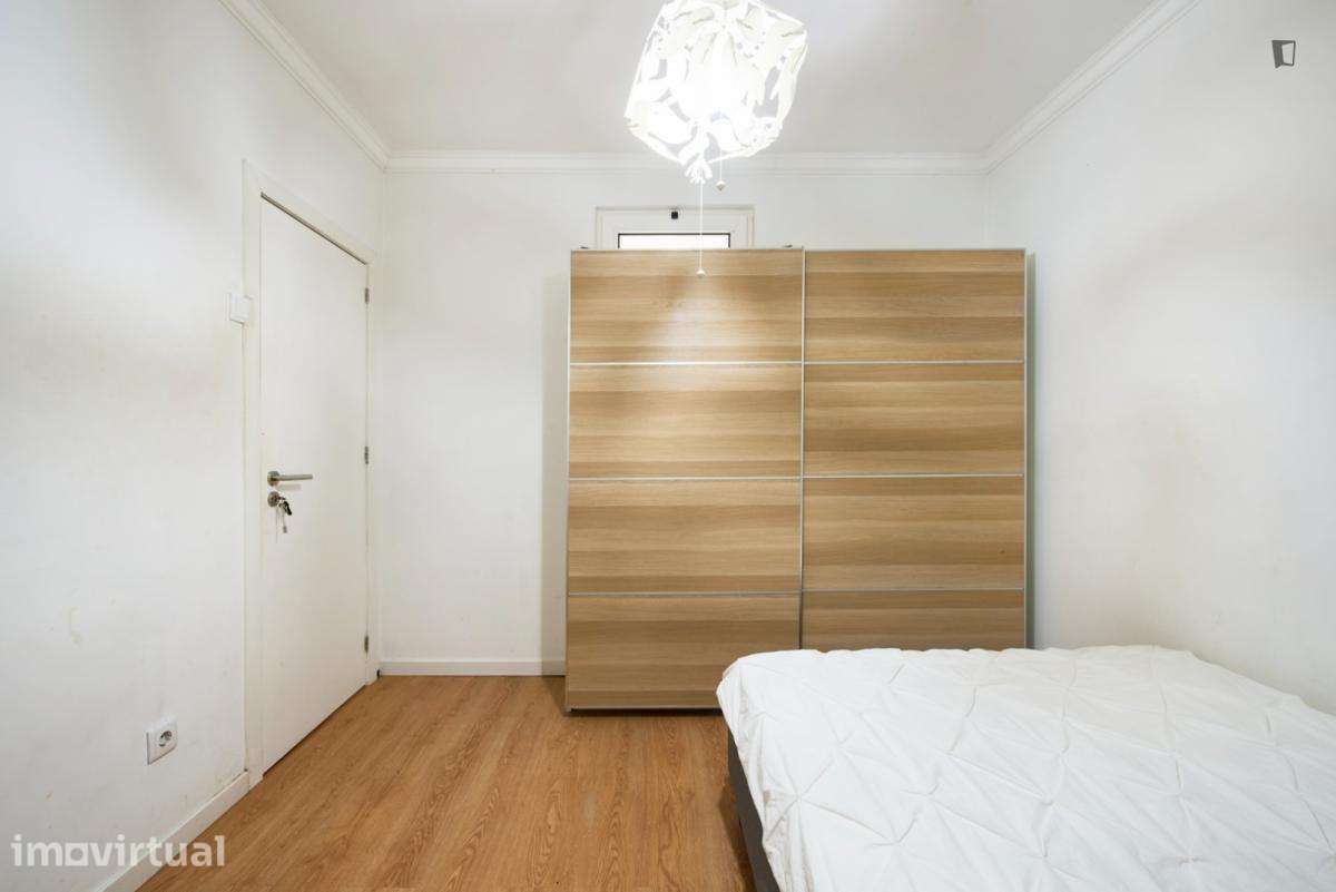 Quarto - localizado em Arroios Lisbon - Grande imagem: 5/10