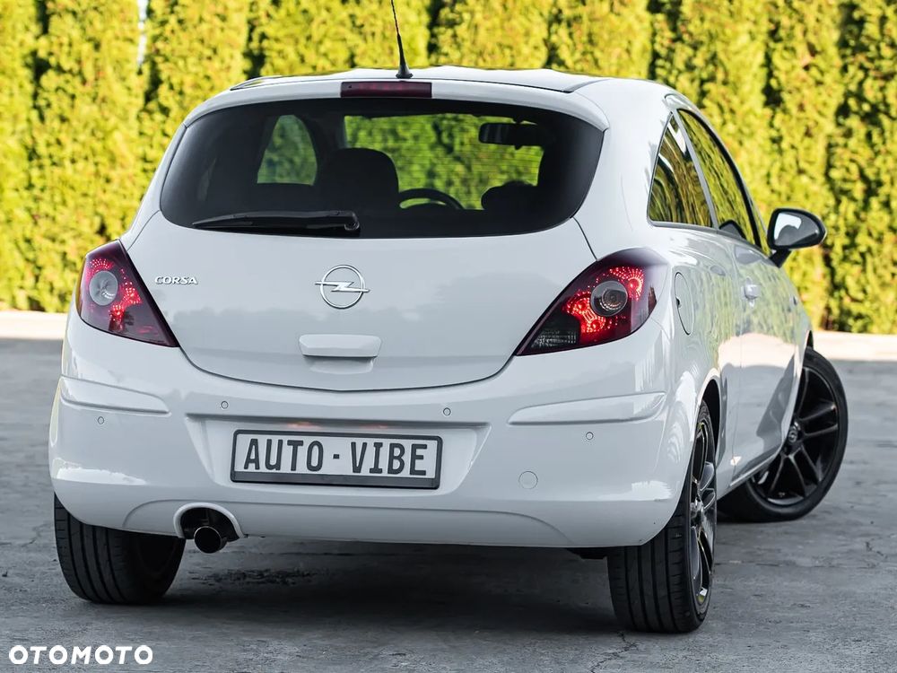 Opel Corsa 1.4 16V Sport - 12