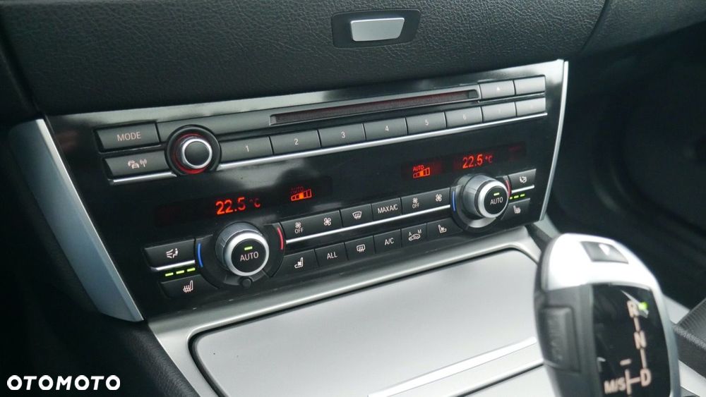 BMW 5GT - 28