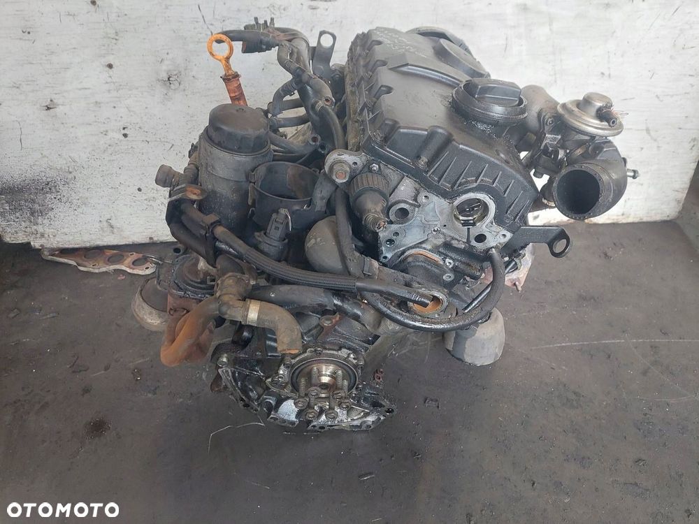 SILNIK DIESEL + TURBINA VOLKSWAGEN PASSAT B5 ATJ 028145702R - 1
