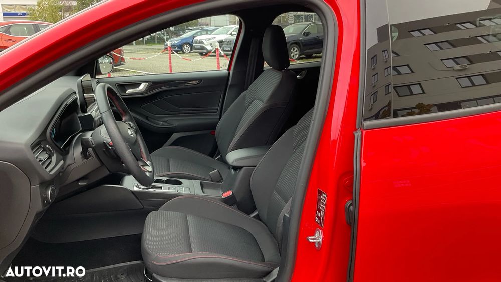 Ford Focus 1.5 Ecoboost ST-Line - 26