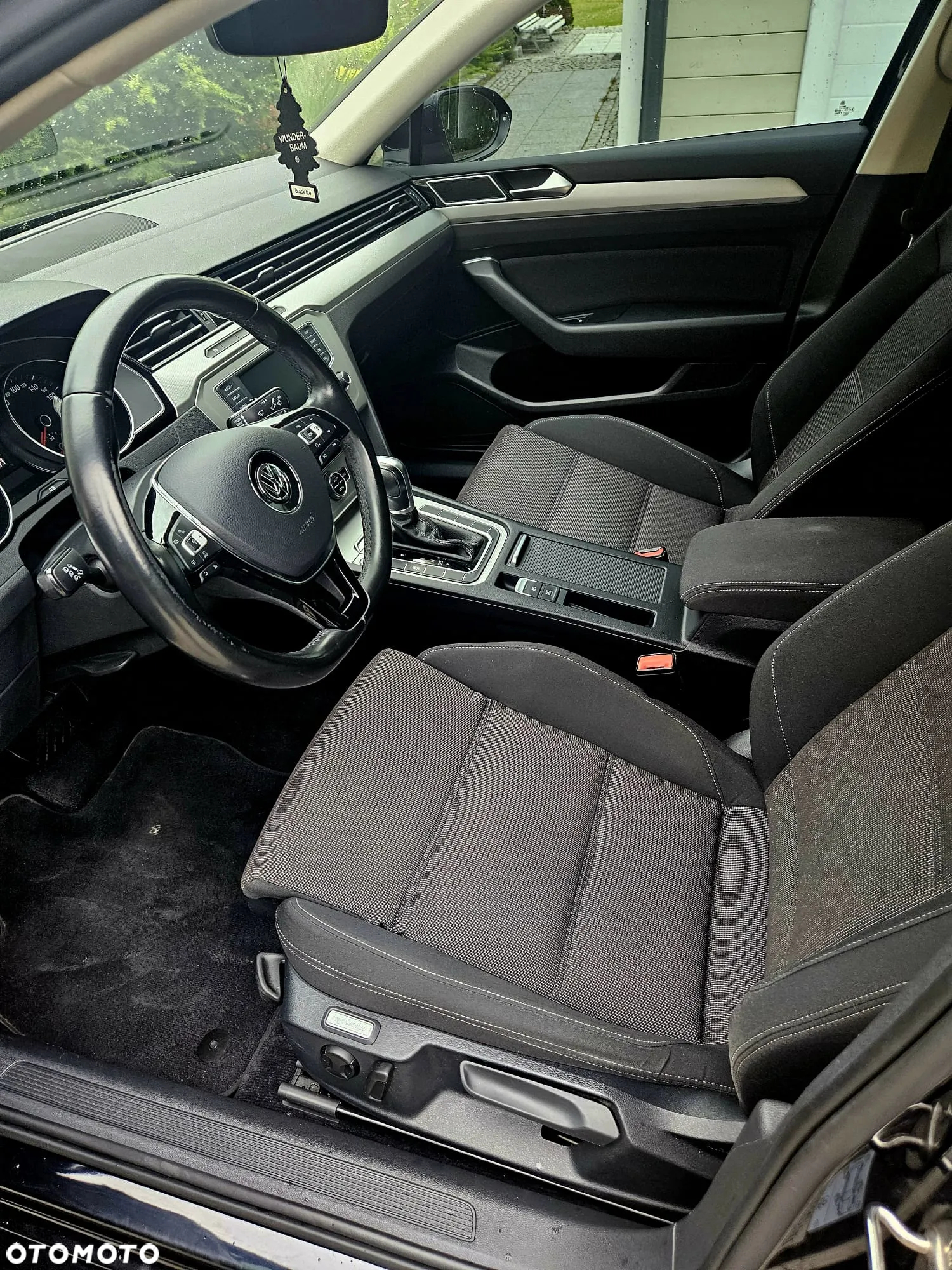 Volkswagen Passat 2.0 TDI BMT Comfortline DSG - 10