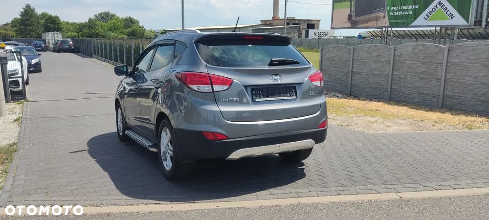 Hyundai ix35 1.6 2WD Fifa World Cup Edition - 5