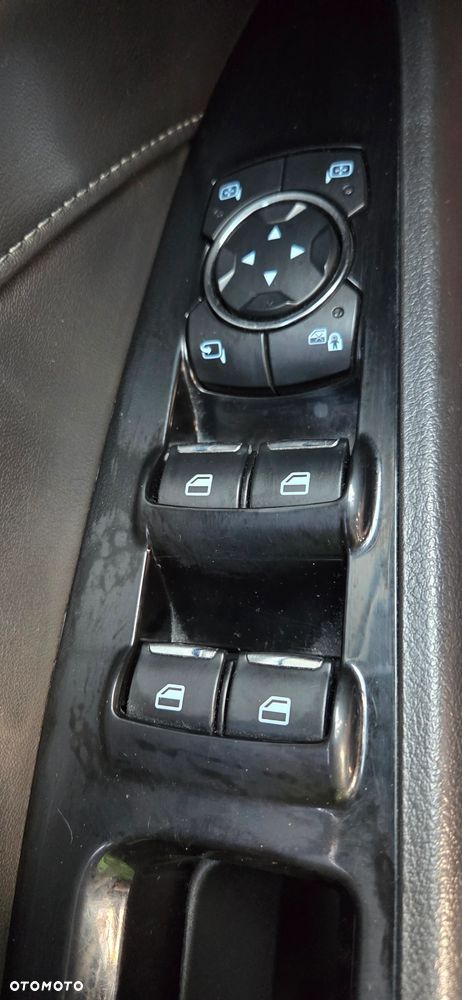 Ford Mondeo 1.5 EcoBoost STart-Stopp Autom Titanium - 4