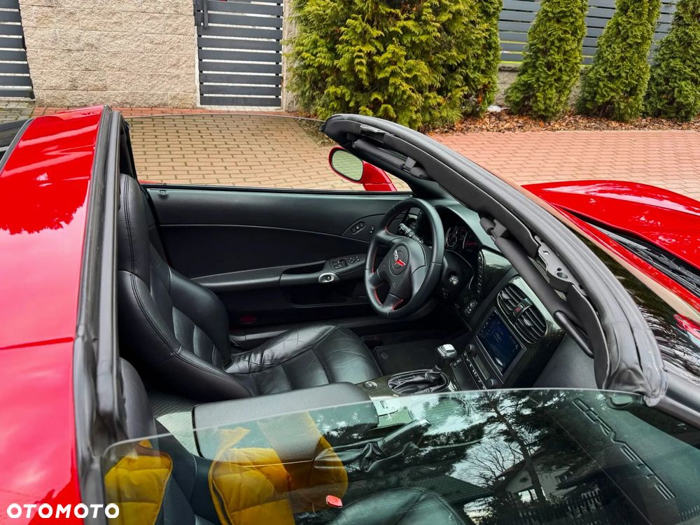 Chevrolet Corvette - 28