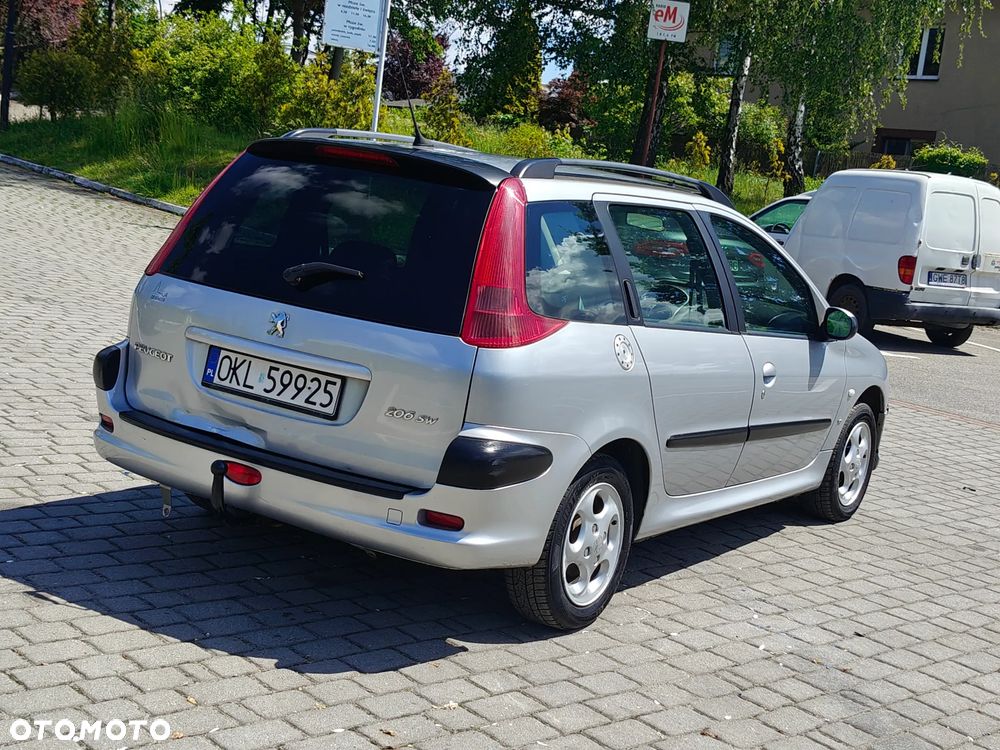 Peugeot 206 75 Grand Filou - 10