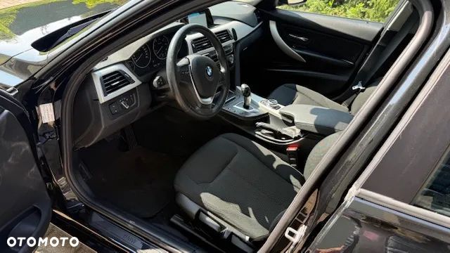 BMW Seria 3 320d - 9