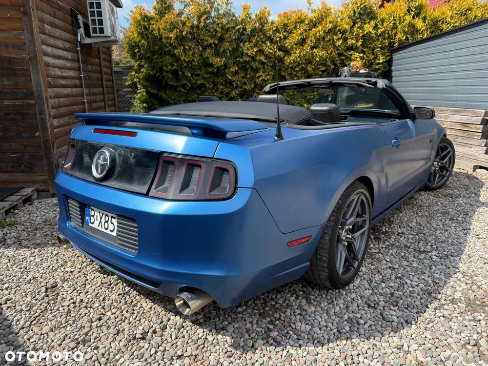 Ford Mustang - 11