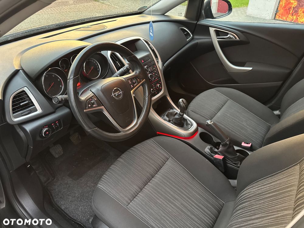 Opel Astra III 1.7 CDTI EcoFLEX - 9