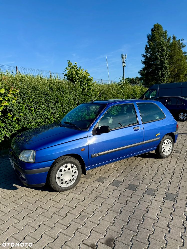 Renault Clio 1.2 RN - 11