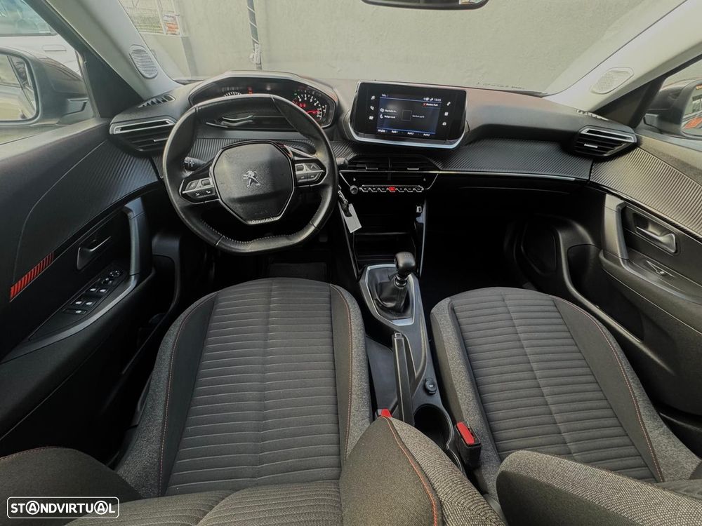 Peugeot 2008 1.2 PureTech Active - 7