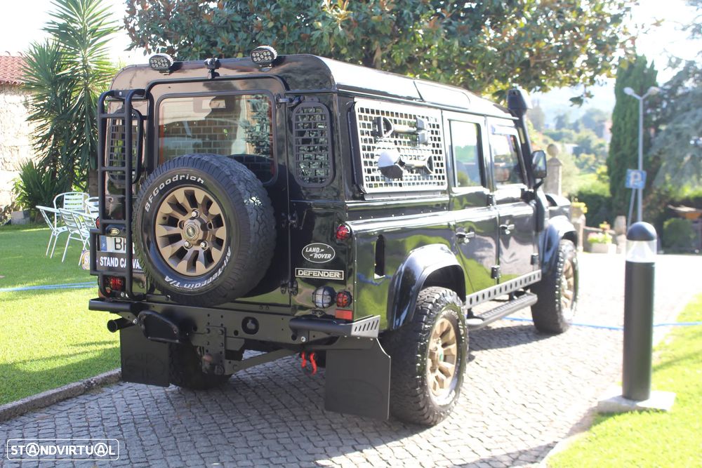 Land Rover Defender 110 Black Pearl Limited Edition - 5
