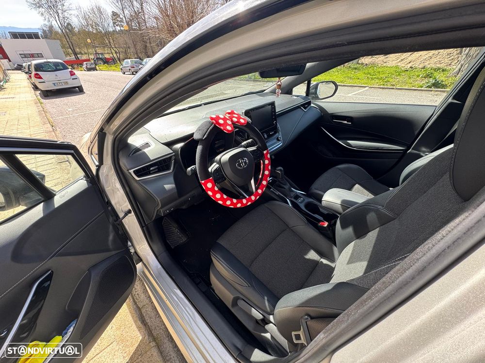 Toyota Corolla 1.8 Hybrid Square Collection - 12