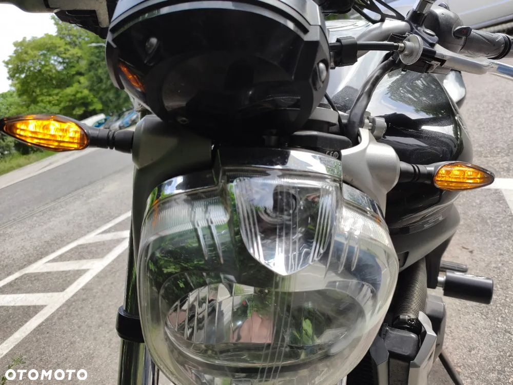 Yamaha FZ6 - 9