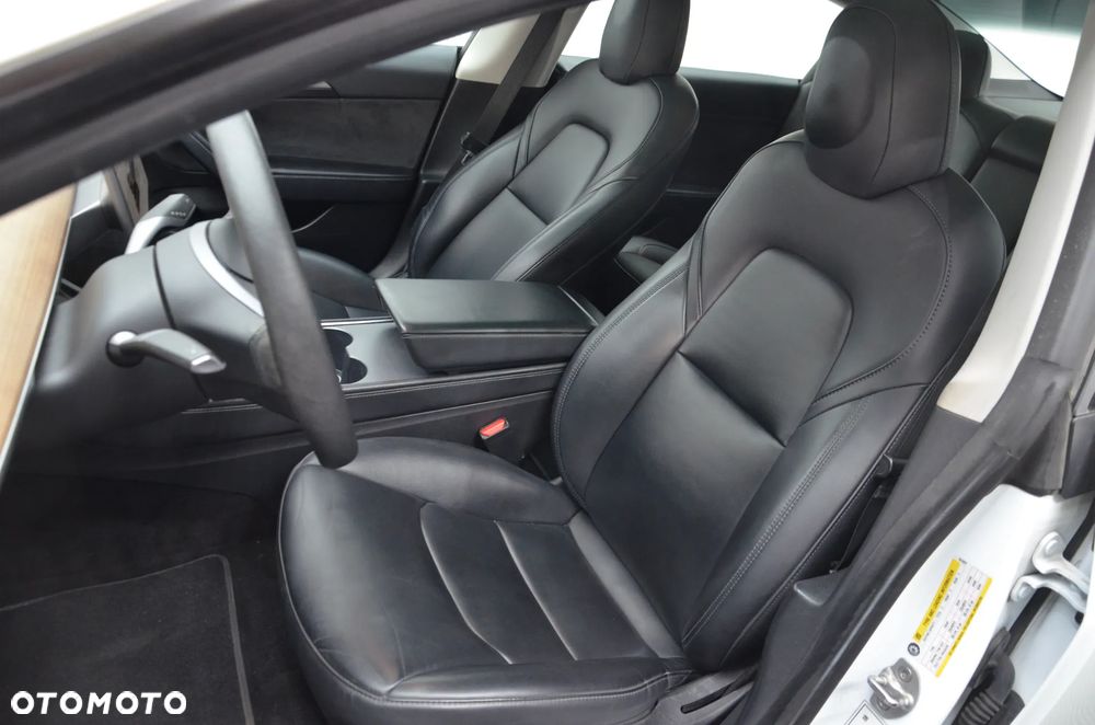 Tesla Model 3 RWD Hinterradantrieb - 10