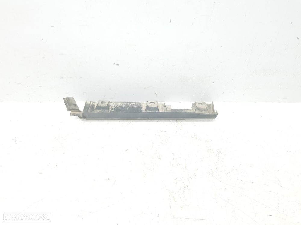 MOLDURAS TRASEIRAS FORD TRANSIT COURIER C4A - 1